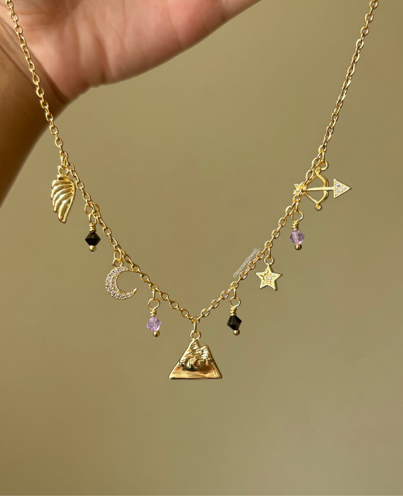 A Court of Thorns and Roses inspired Necklace