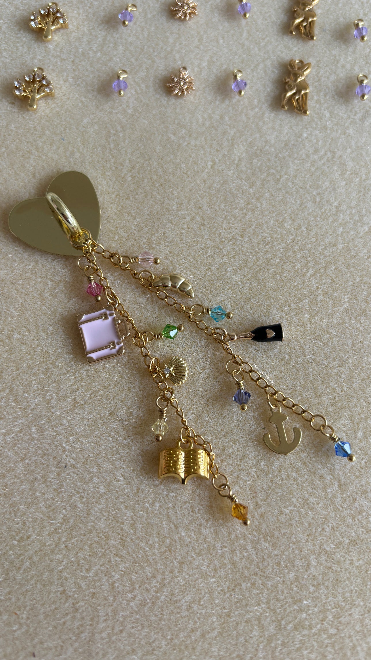 Emily Henry inspired Kindle Charm