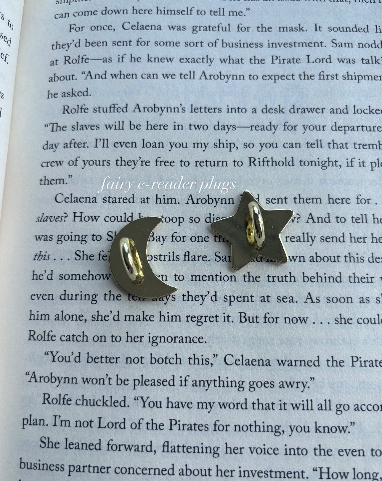 E-Reader Moon or Star Plug
