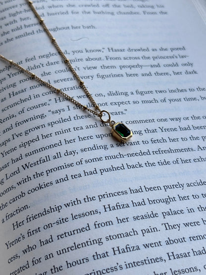 Aelin Necklace
