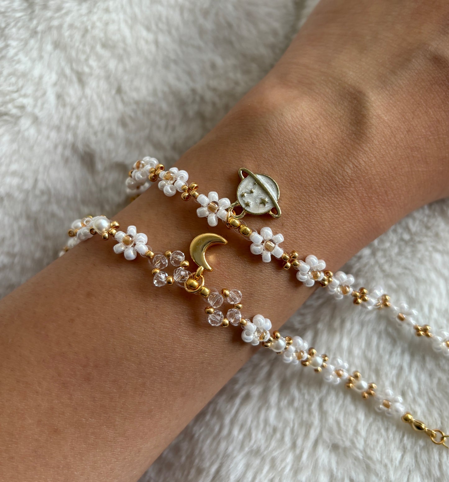 ‘Seven’ Friendship Bracelets in Gold