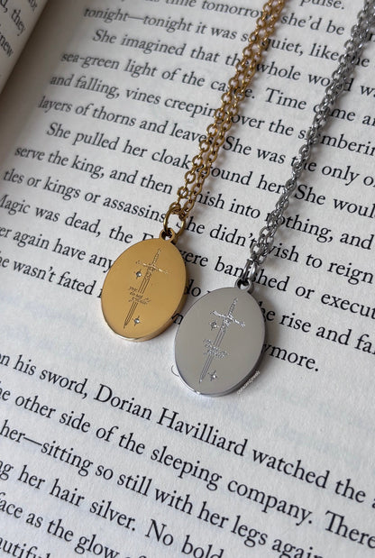 ‘You Do Not Yield’ inspired Throne of Glass Necklace