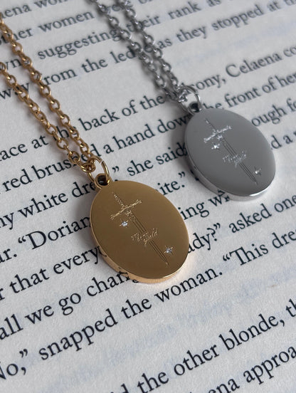 ‘You Do Not Yield’ inspired Throne of Glass Necklace