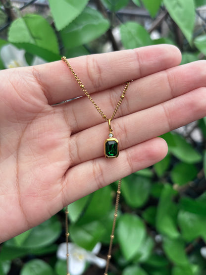Aelin Necklace